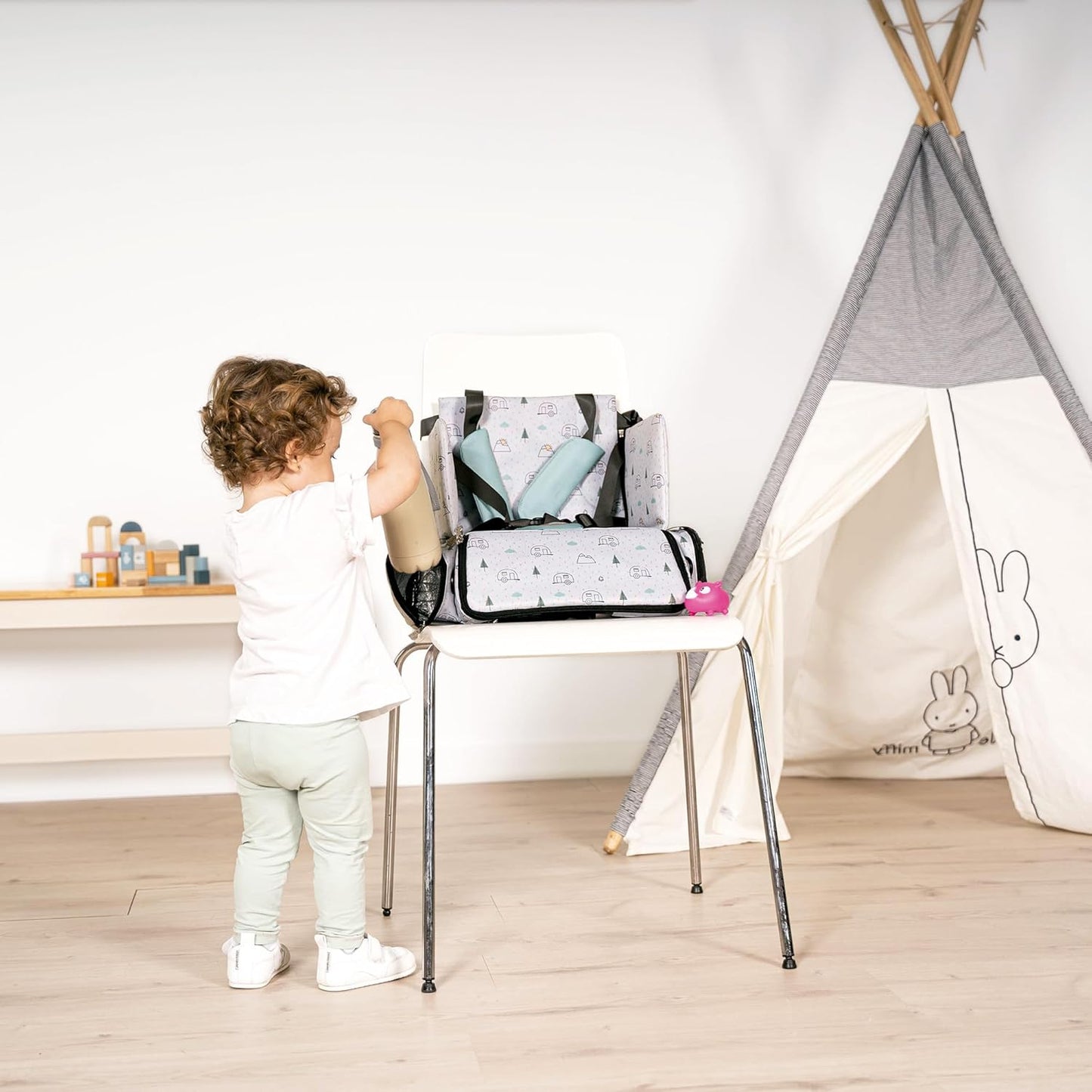Trona Portátil Bebé 3 en 1: Asiento, mochila y bandolera de Olmitos