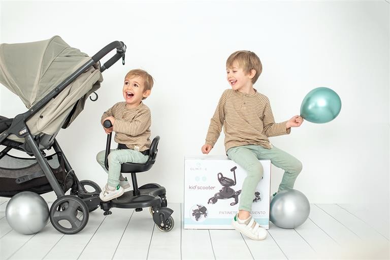 Scooter Olmitos e assento universal para carrinhos