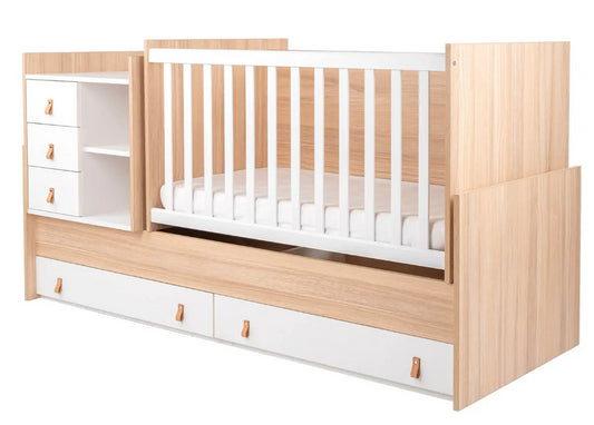 Berço conversível Kikkaboo Lorena em cama