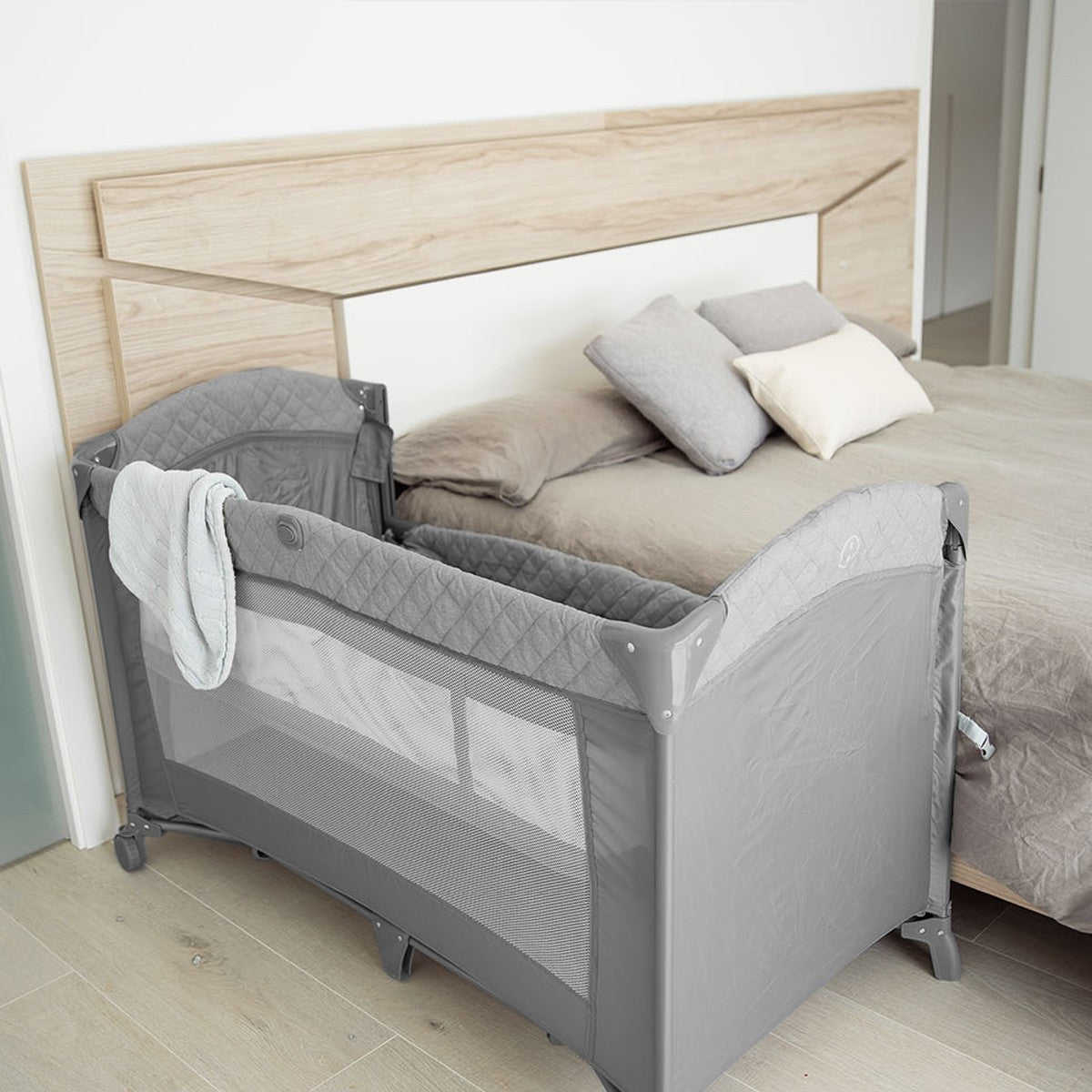 Olmitos - Berço de viagem co-sleeping 3 em 1, cercadinho e berço clássico - Dobrável em 2 alturas, entrada lateral e rodas com freio da Olmitos
