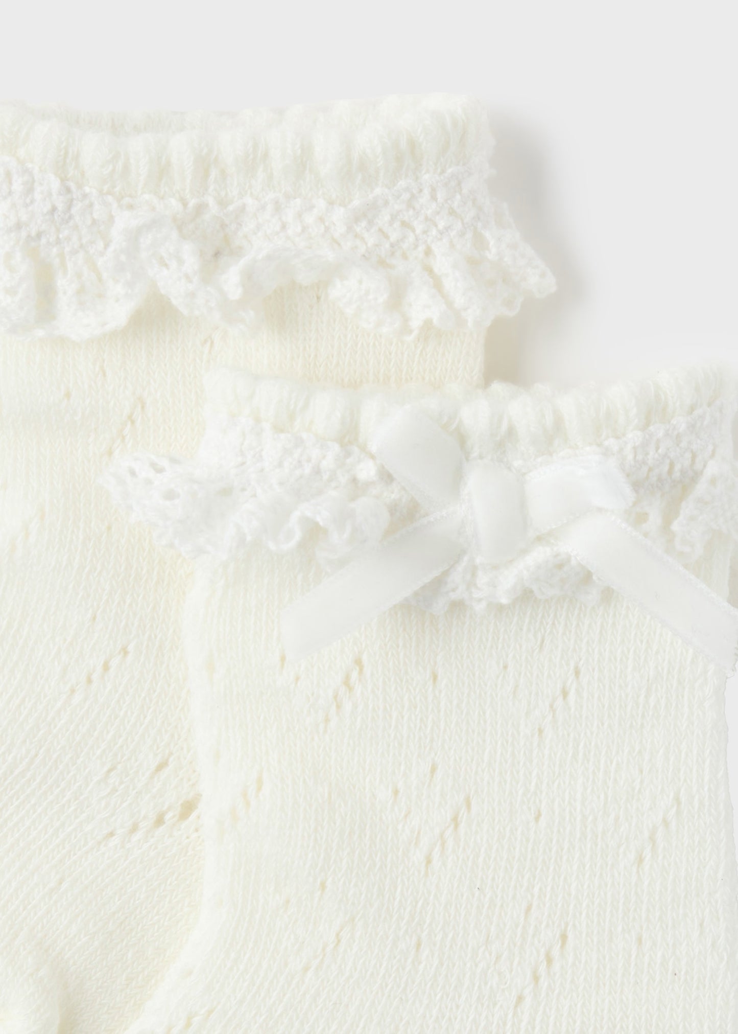 Calcetín calado recién nacida 9932 mayoral