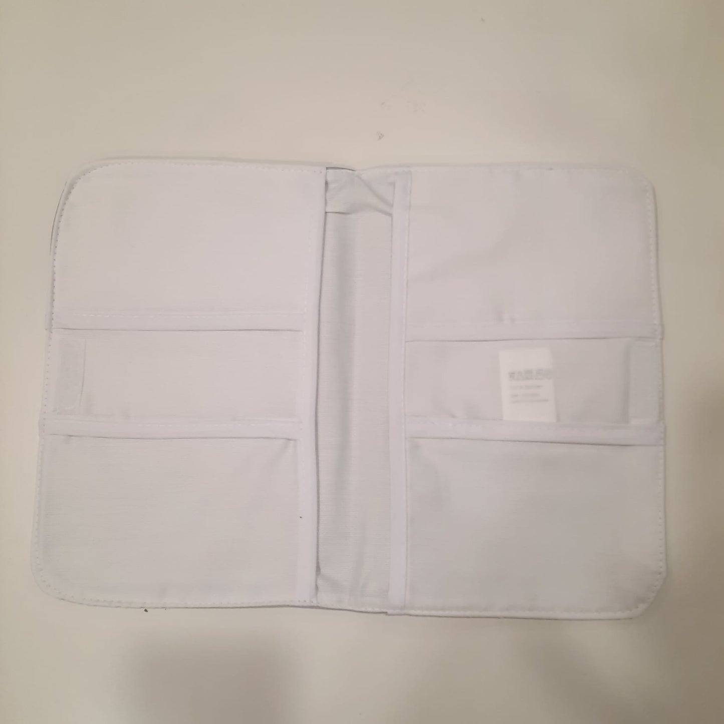 Porta-documentos em couro sintético liso Modín