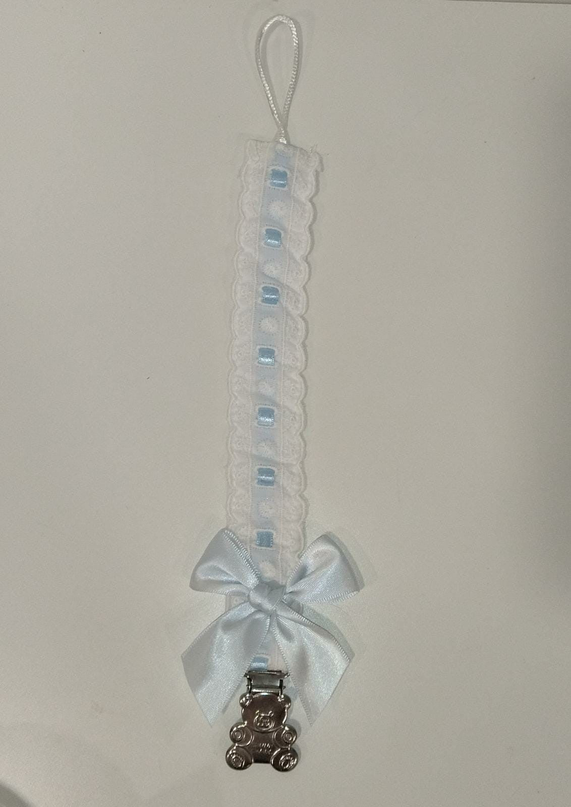 Porta Chupete Puntilla Osito de Alma Petit