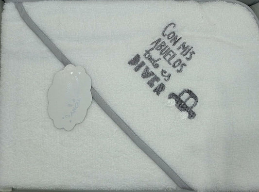 Capa de baño "con mis abuelos todo es diver" de Tony