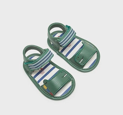 Sandalias cocodrilo niño de Mayoral