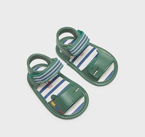 Sandalias cocodrilo niño de Mayoral