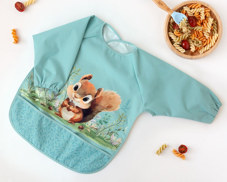 Babero Impermeable Ardilla Con Mangas de Kiokids