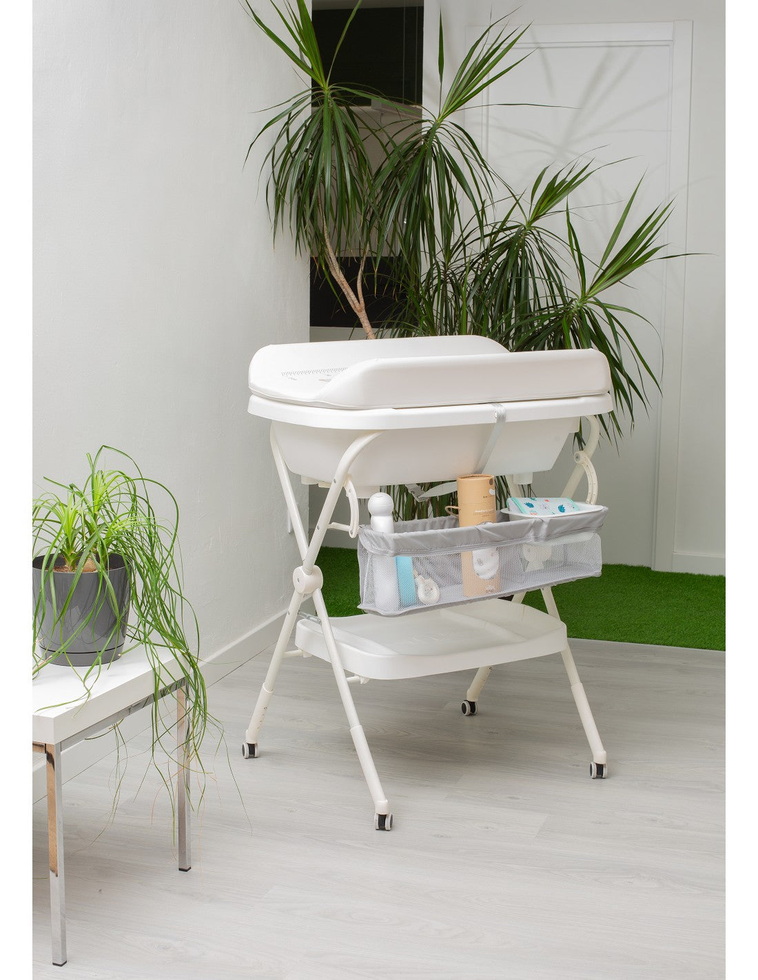 Bañera con Cambiador+Patas Modelo Estrellas Interbaby