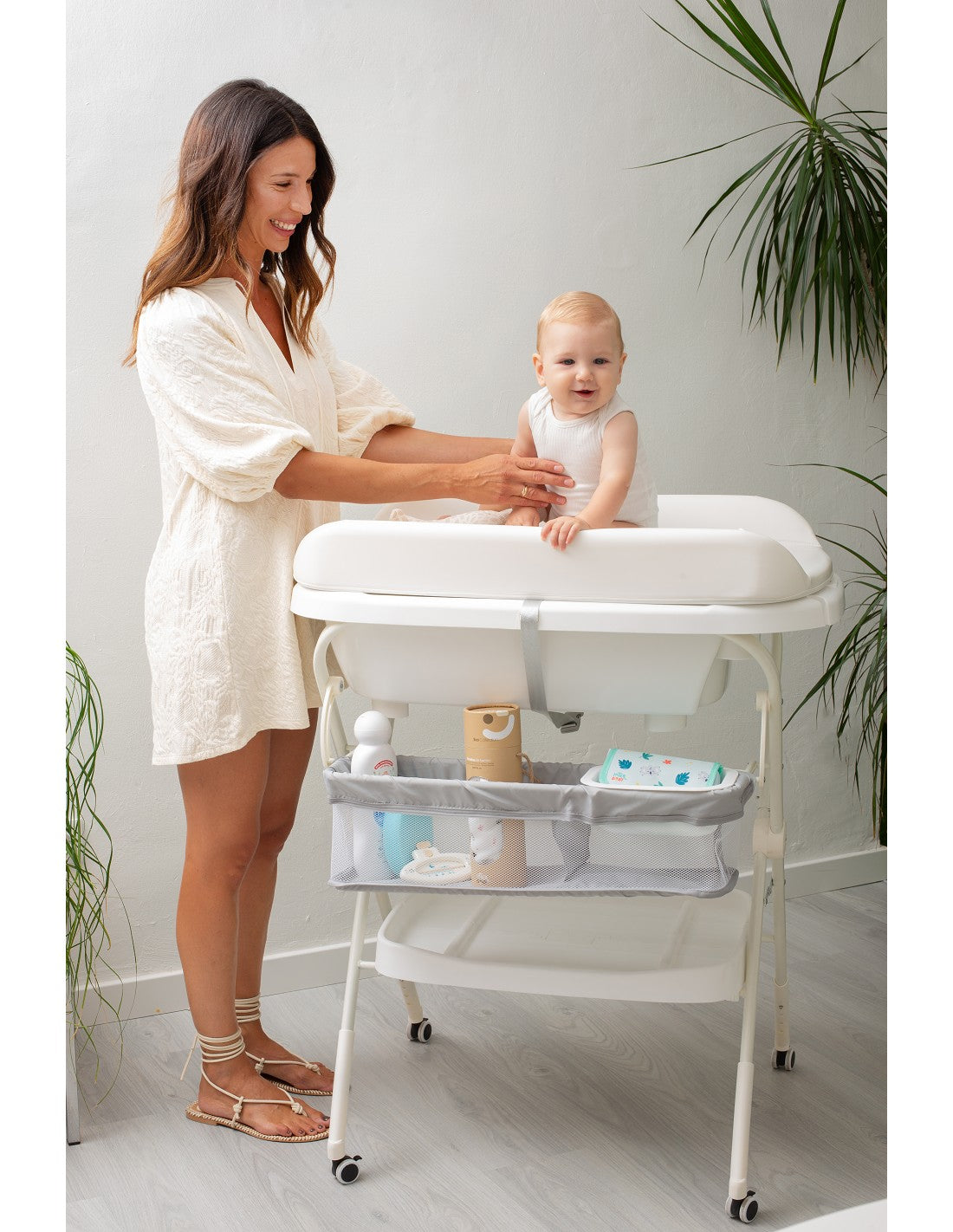 Bañera con Cambiador+Patas Modelo Estrellas Interbaby