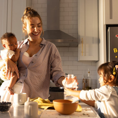 Extractor de Leche Eléctrico Portátil Todo en Uno Medela Motion InBra™ Simple