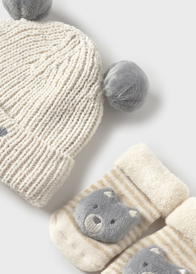 Set de gorro y calcetines 9933 Mayoral