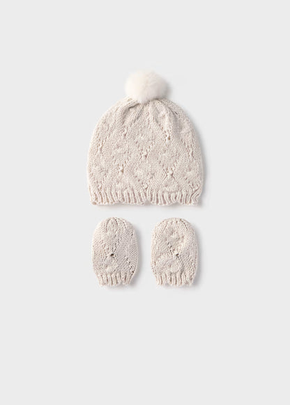 Set gorro y manoplas recién nacida
