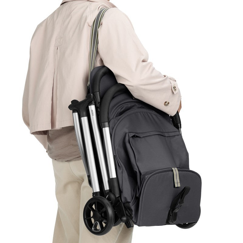Silla ligera de cabina Aero de JANE