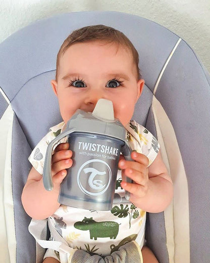 Taza de aprendizaje de Twistshake 230ml 4+m