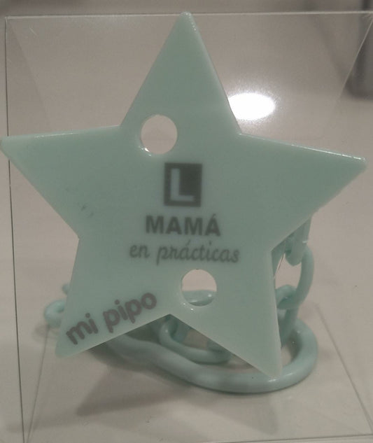 Cadenita con broche pinza estrella " L Mamá en Prácticas" de Mi Pipo