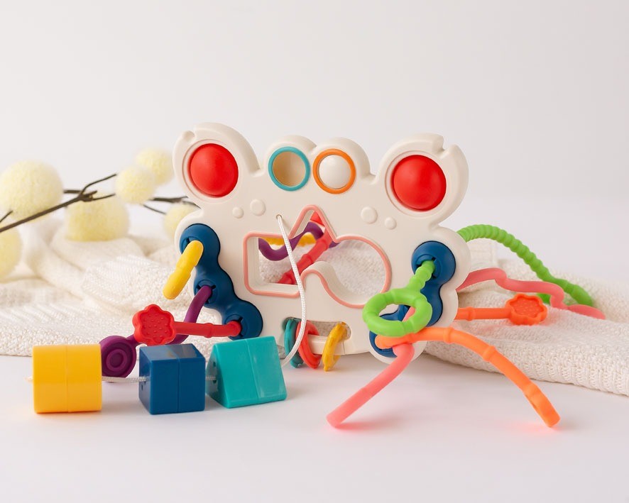 Juguete con actividades para Cuna y Cochecito de Kiokids